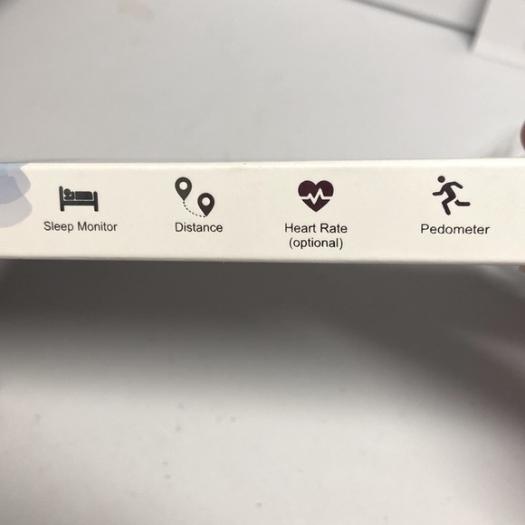 Letcom fitness Tracker & band, pedometer, sleep, heart rate, calories, & more. - Picture 6 of 7